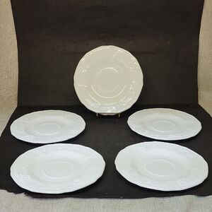 Vintage Indiana Colony Milk Glass Harvest Grapes Saucers (5)Only